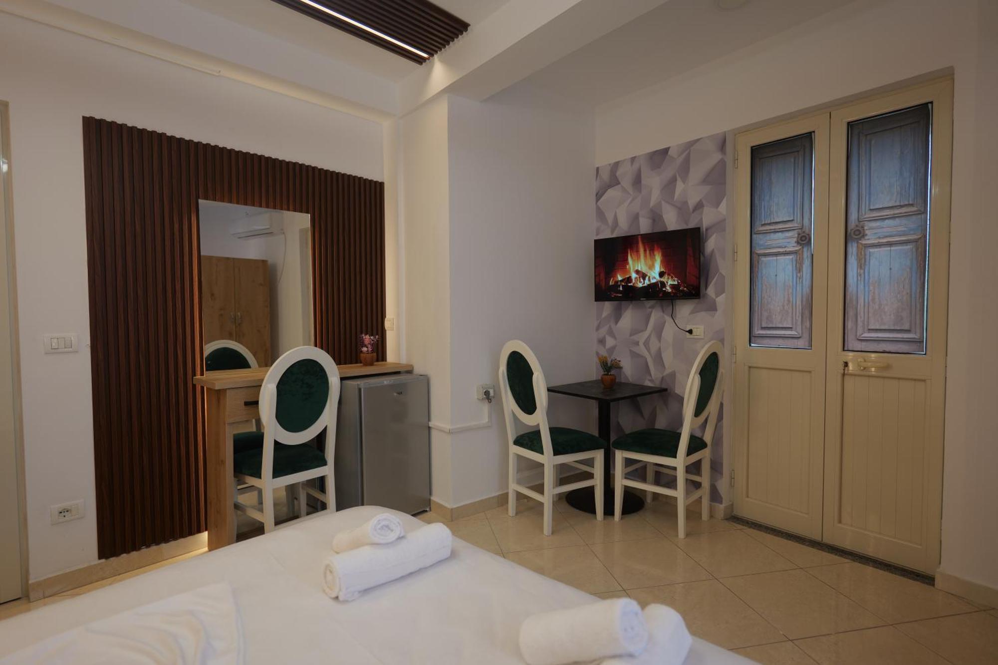 Golden Sleep Hostel Shkodër Dış mekan fotoğraf