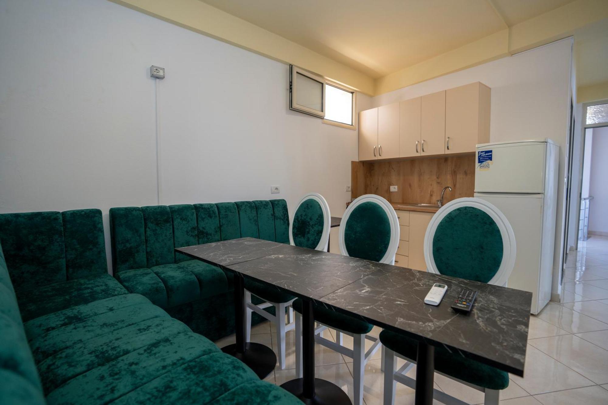 Golden Sleep Hostel Shkodër Dış mekan fotoğraf